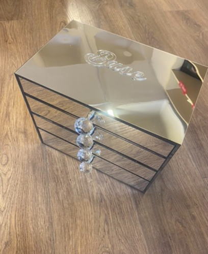 Büyük Boy 4 çekmeceli Takı Kutusu