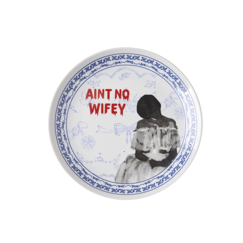 Aın't No Wifey
