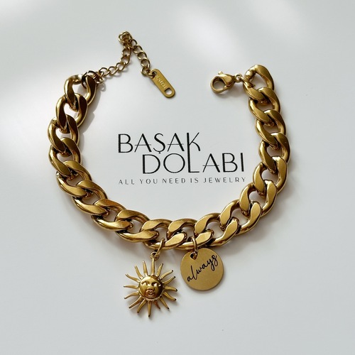 Yazı ve Güneş Charmlı Kalın Zincir Çelik Bileklik