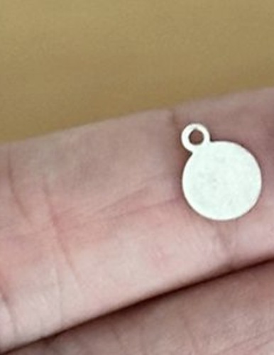 0.7 cm Kulplu Pul Silver Renk