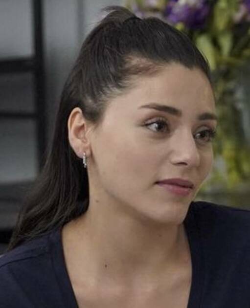 Doğa T Earrings