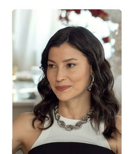 Alev Twist Necklace