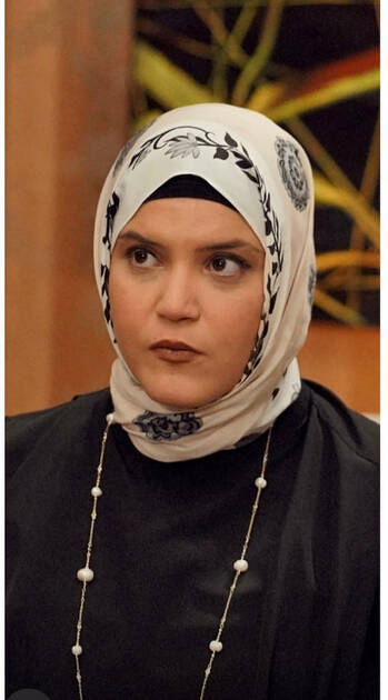 Nilay Pearl Uzun Necklace