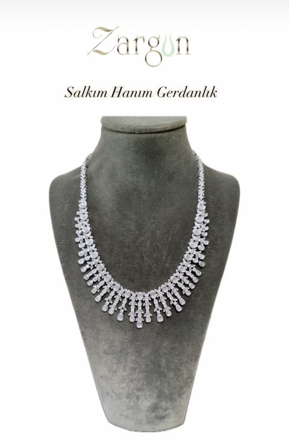 Salkım Hanım Collar Necklace